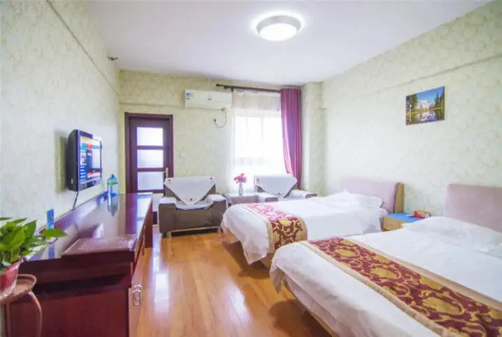 Сиань: Golden Tree Business Hotel