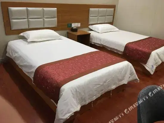 Цзинань: Xinjingjiang Business Hotel(2st)