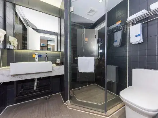 Ухань: Yeste Hotel (Wuhan Donghu Province Bo Subway station store)