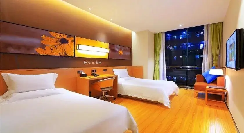 IU Hotel Changsha Yuanjialing Subway Station East Jiefang Road Laohuatian — фото 1