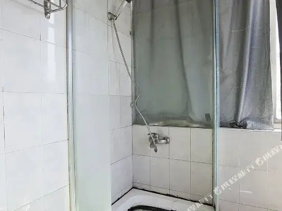 Шанхай: Hualong Hostel (Shanghai Zhelin)