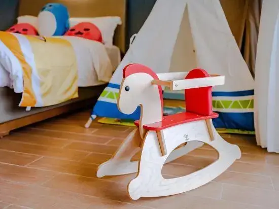 carousel image 0