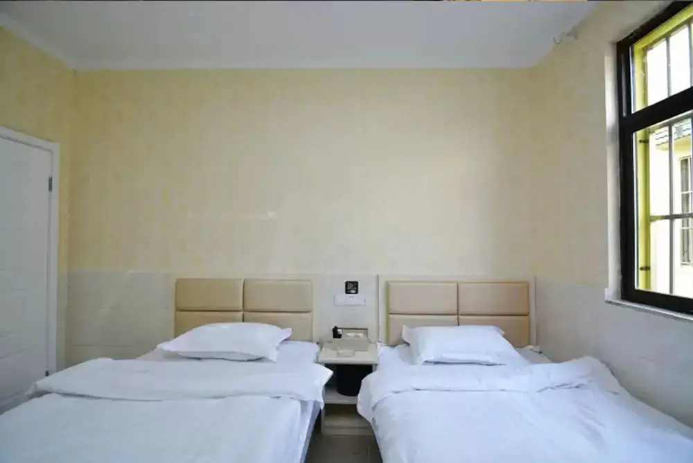 Нанкин: LuHuai Hotel