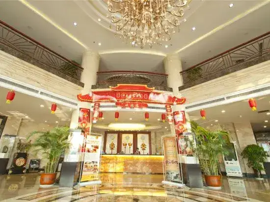 Линьи: Huayuan Business Hotel