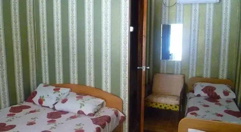 Джубга: U Natalii Guest House