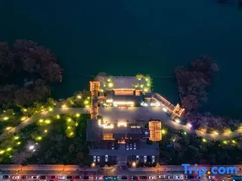 Shangquan Lishe (Ji'nan Daminghu Scenic Area) — фото 1