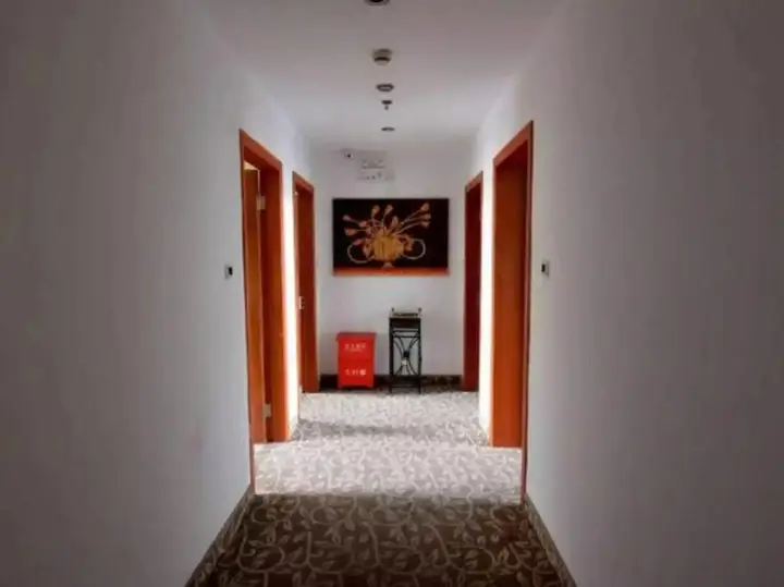 Шанхай: Jiahuan Hostel