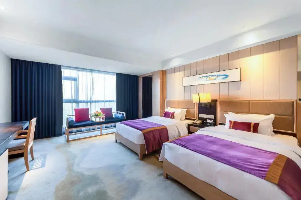 Чунцин: Rezen Kingtown Hotel (Chongqing Ranjiaba)