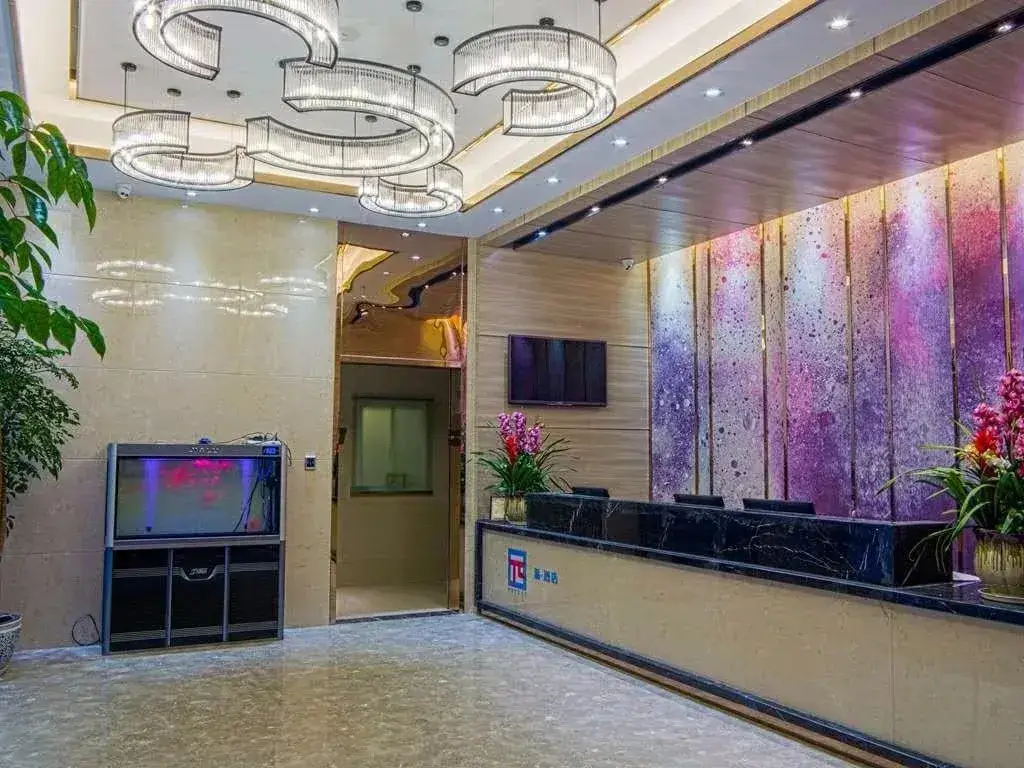 Нанкин: Pai Hotel Nanjing Maigaoqiao Metro Station