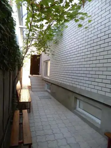 Анапа: Guest House on Krasnozelyonykh