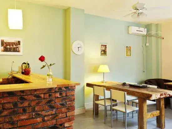 Чанша: Huxiangyi Internationa Youth Hostel Changsha Yuelushan