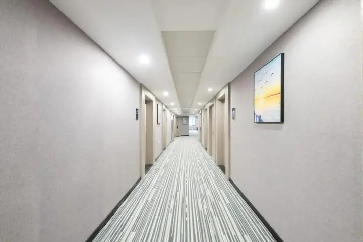 Чунцин: Jinheng Hotel (Shiqiaopu Subway Station)