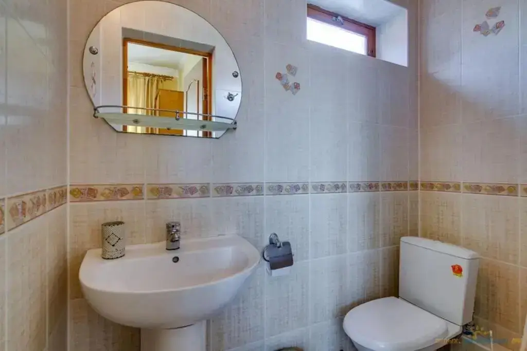 Геленджик: Guesthouse Sadovaya