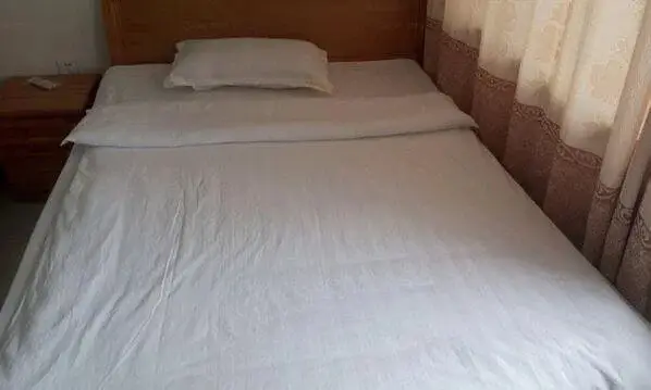 Линьи: Yishui Hengyuan Express Inn