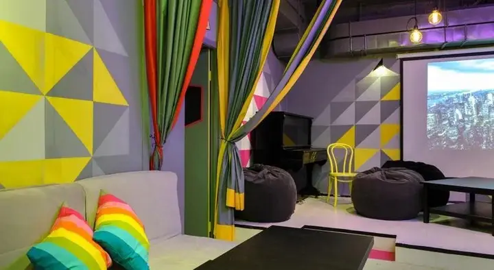 Москва: Re Forma Art Hostel