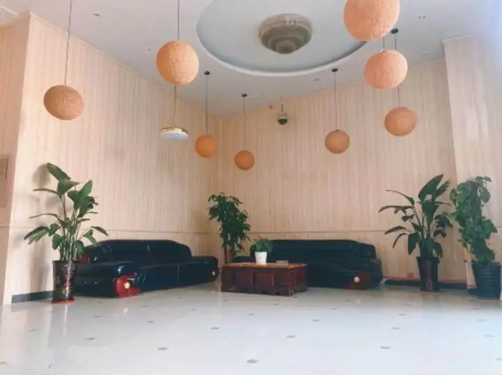 Дунгуань: Dongguan Xinyi Business Hotel (Xingtai Academy)
