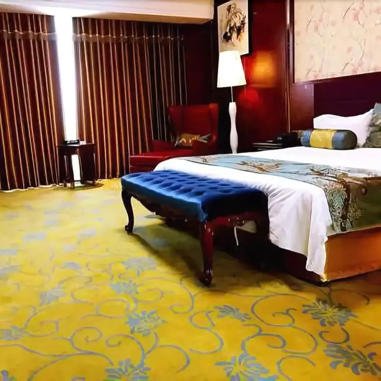 Хецзе: Wuzhou International Hotel