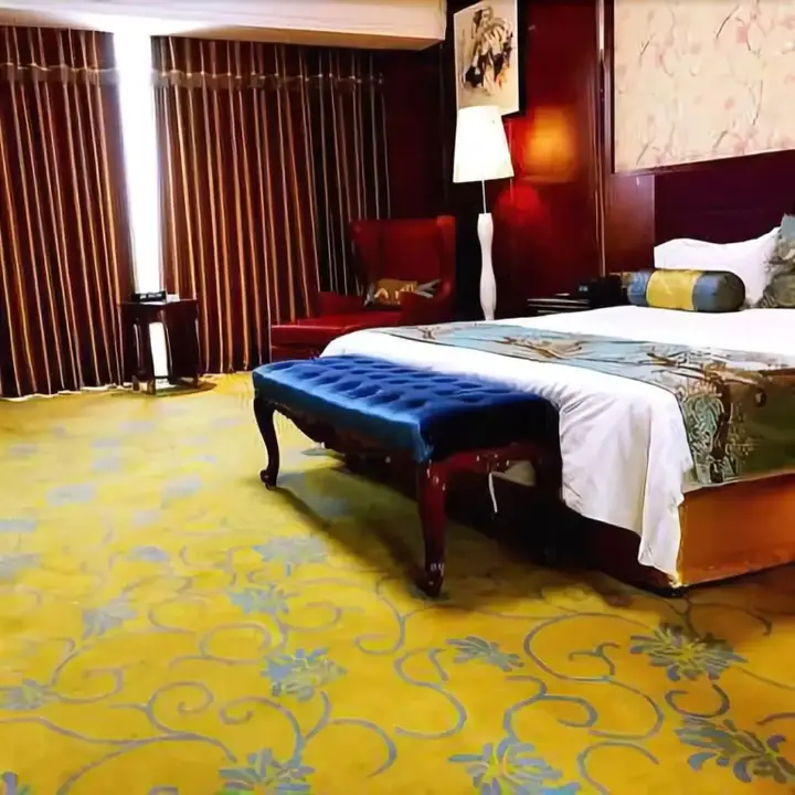 Хецзе: Wuzhou International Hotel