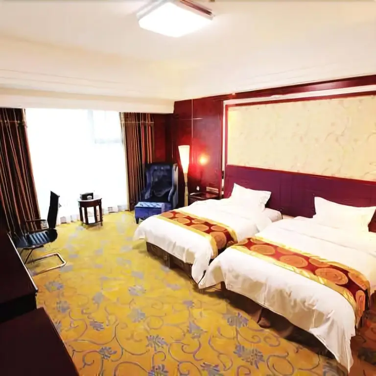 Хецзе: Wuzhou International Hotel