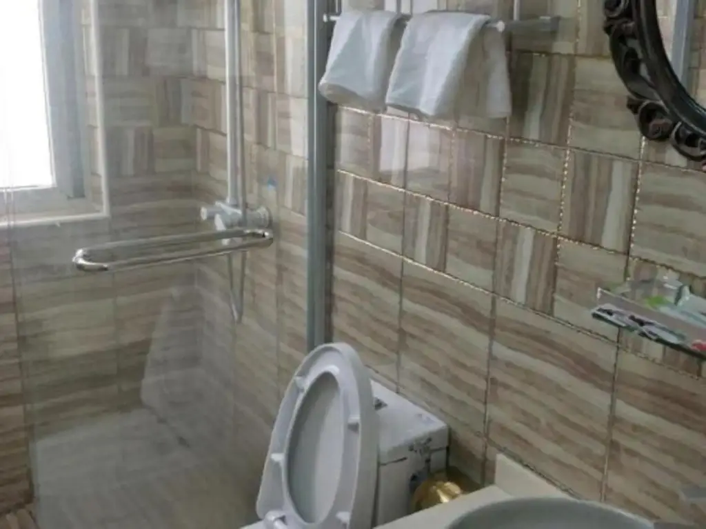 Шанхай: Shule Hostel