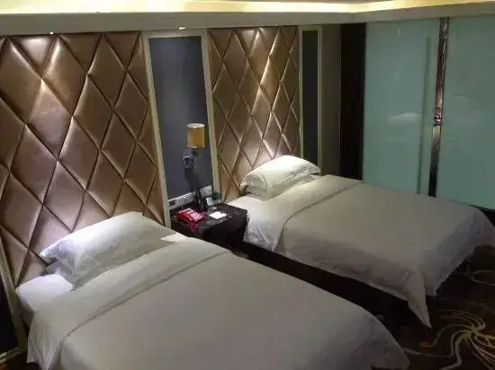 Чанша: Changsha Jinheyuan Hotel (Lugu High-tech Industrial Park, School of Foreign Economics)