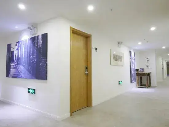 Чунцин: Houshanti B&B (Chongqing Jiefangbei Eighteen Tiers Branch)