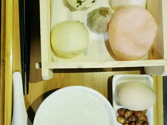 Чунцин: Houshanti B&B (Chongqing Jiefangbei Eighteen Tiers Branch)
