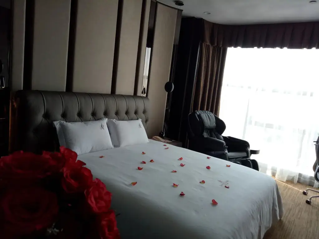 Дунгуань: DeRUCCI Hotel