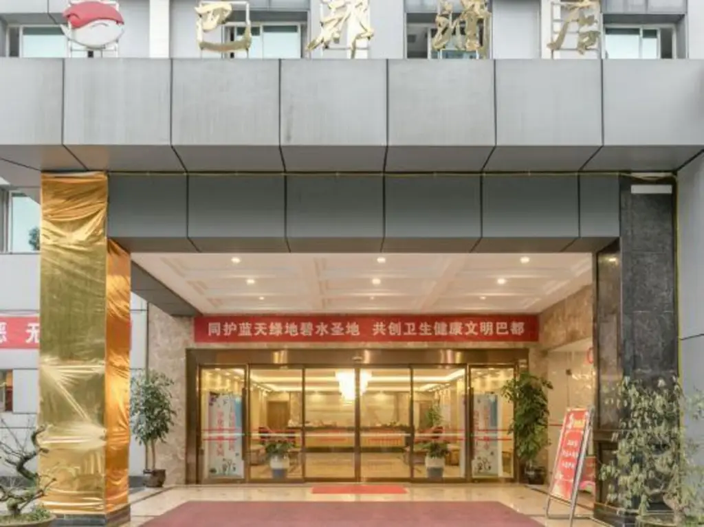 Liling Badu Hotel — фото 1