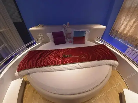 Цзинань: Aizhiyuan Movie Themed Hotel