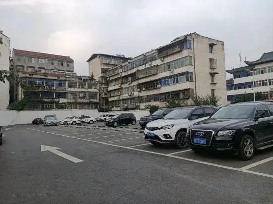 Шиянь: Wudangshan IKEA Hotel (Yuxugong Pedestrian Street)