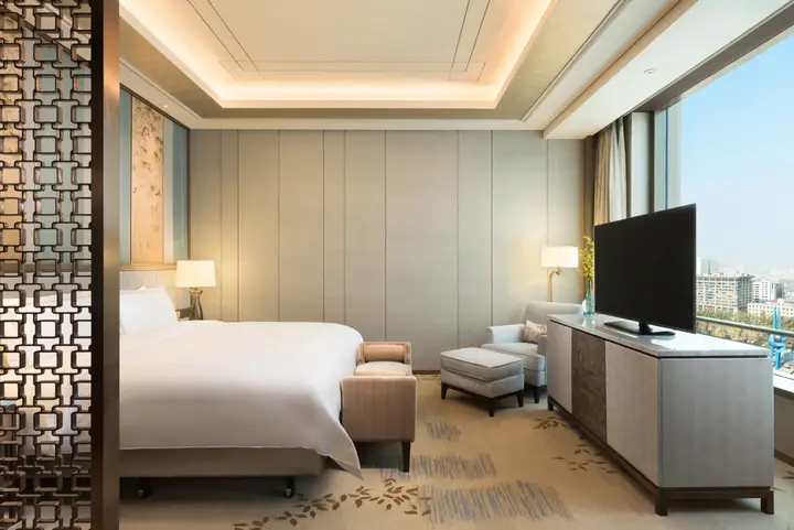 Цзинань: Shangri-La Jinan