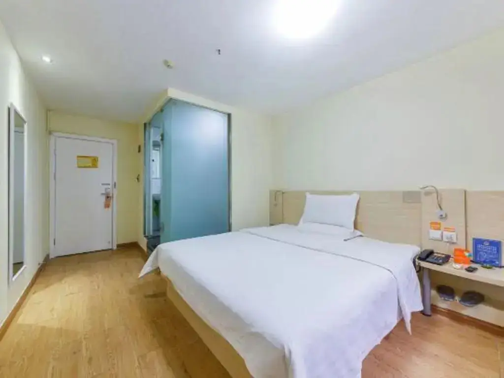 Сиань: 7 Days Inn (Xi'an Anyuanmen Metro Station Beishaomen)