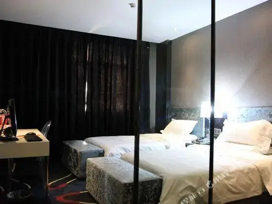 Ухань: Elan Hotel (Wuhan Jiangxia Passenger Station)