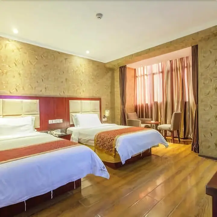 Ухань: Jin Long Tai Holiday Inn