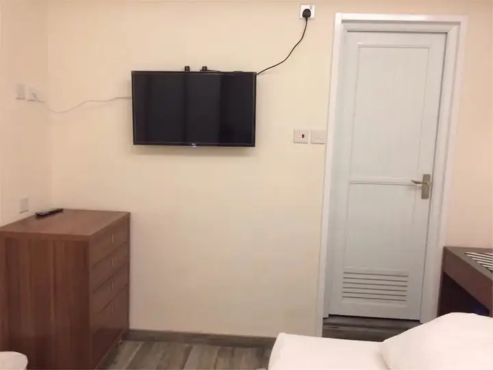 Гонконг: Tong Luo Wan Hostel