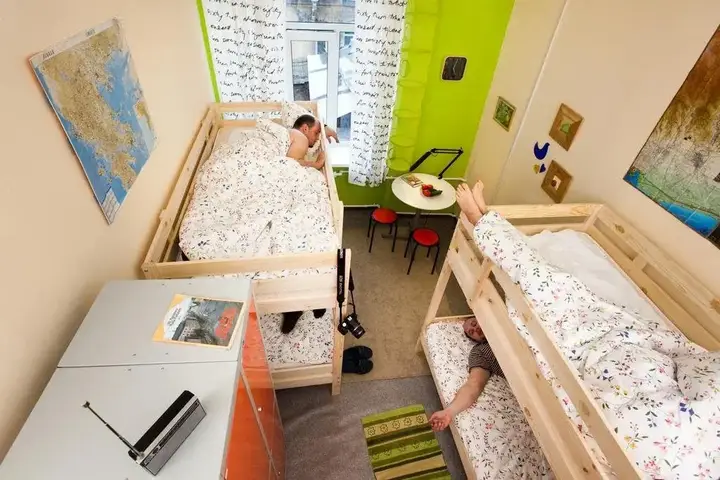 Санкт-Петербург: Roof Hostel