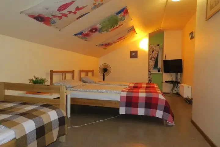 Санкт-Петербург: Roof Hostel