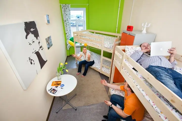 Санкт-Петербург: Roof Hostel