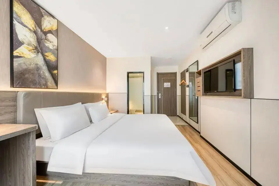 Чунцин: 7 Days Inn (Chongqing University Town Xijie Pedestrian Street)