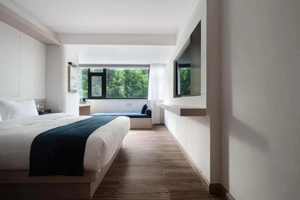 Чунцин: Homeinn Hotel (Chongqing Jiefangbei Area Hong Ya Dong)