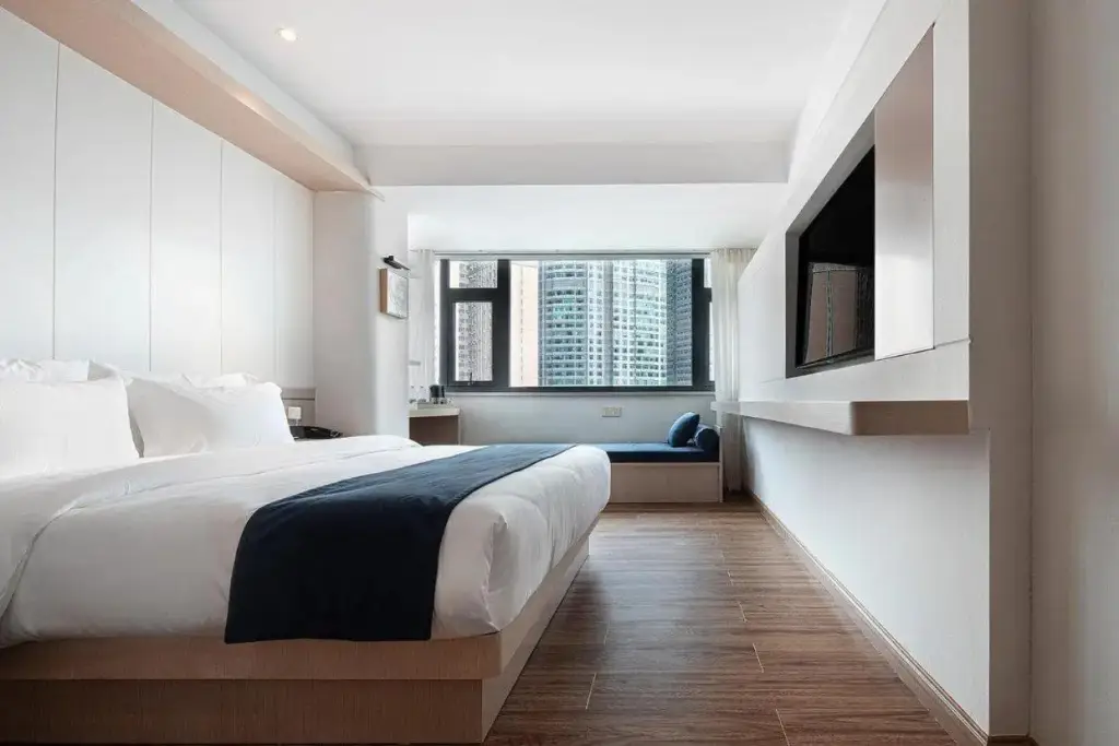Чунцин: Homeinn Hotel (Chongqing Jiefangbei Area Hong Ya Dong)