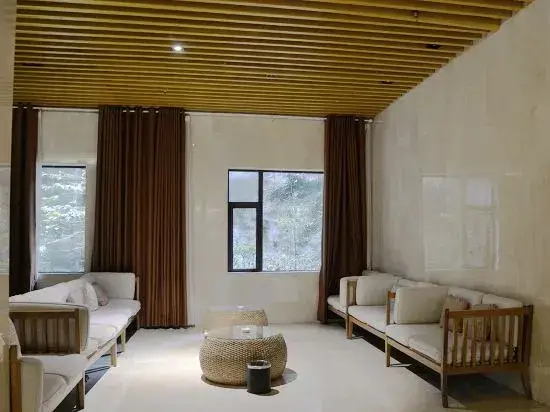 Чунцин: Jinfoshanwenquanjiari Hotel