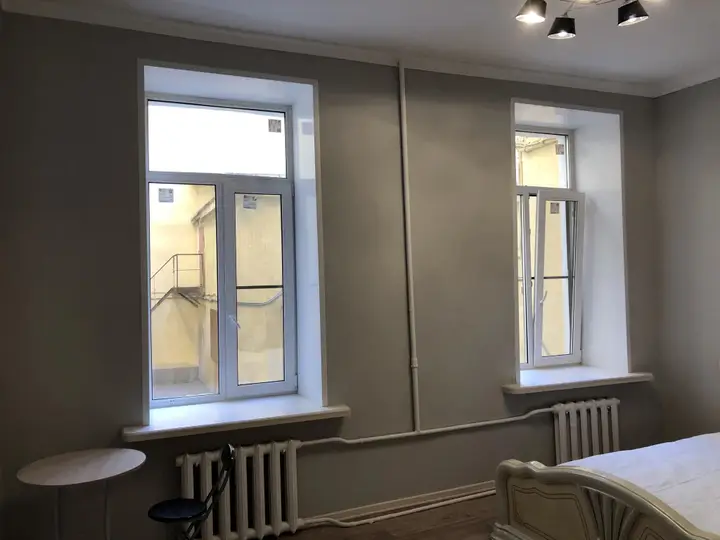 Санкт-Петербург: Na Novoy Gollandii Guest House