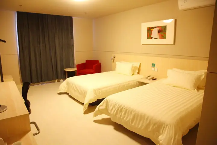 Линьи: Jinjiang Inn Linyi Fei County Lanse Gangwan