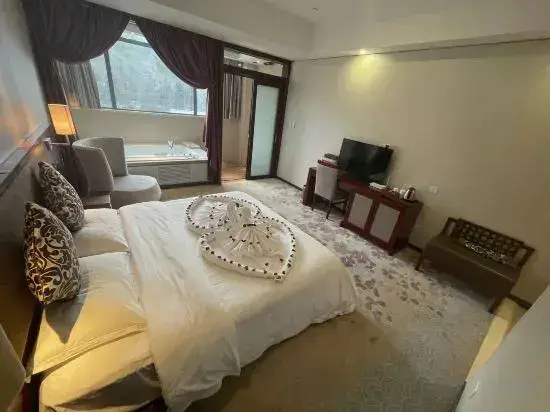 Шиянь: Tianyue Hot Spring Hotel