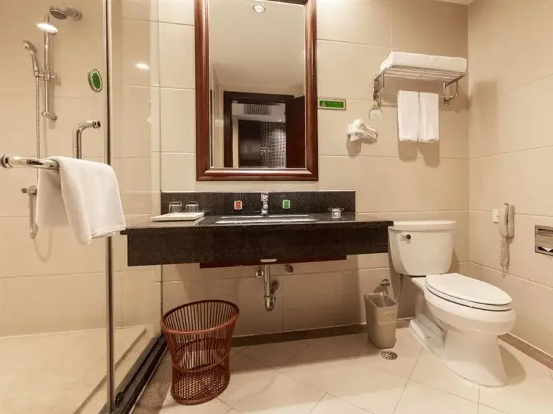 Дунгуань: Vienna International Hotel (Dongguan Changping Tian'ehu Road)