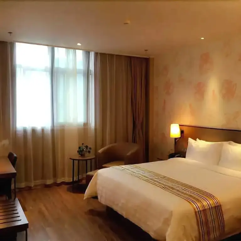 Сиань: Home Inn Plus