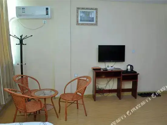Линьи: Yinan Shangjia Express Business Hotel