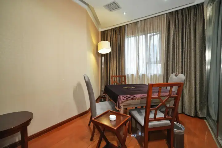 Ухань: Tangchi Jinyue Hotel Wuhan Qingshan Jiansan